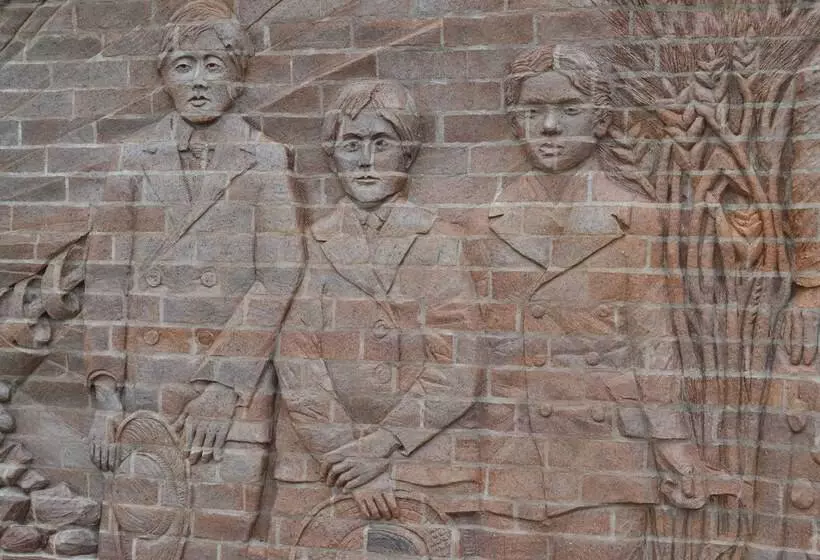 Holiday Inn Express Hotel & Suites Concordia Us 81, An Ihg