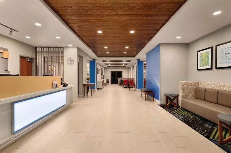 Holiday Inn Express Hotel & Suites Lavonia, An Ihg