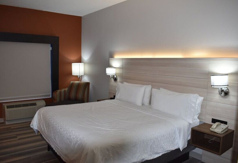 Holiday Inn Express Hotel & Suites Mcpherson, An Ihg