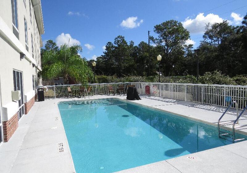 Hotel Holiday Inn Express & Suites Spring Hill, An Ihg