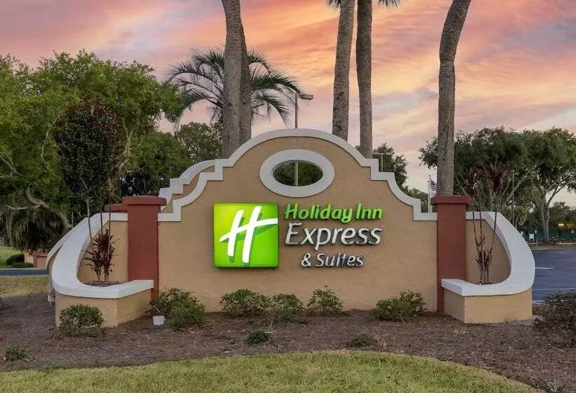 Holiday Inn Express Hotel & Suites The Villages, An Ihg