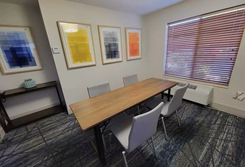 Holiday Inn Express Hotel & Suites The Villages, An Ihg