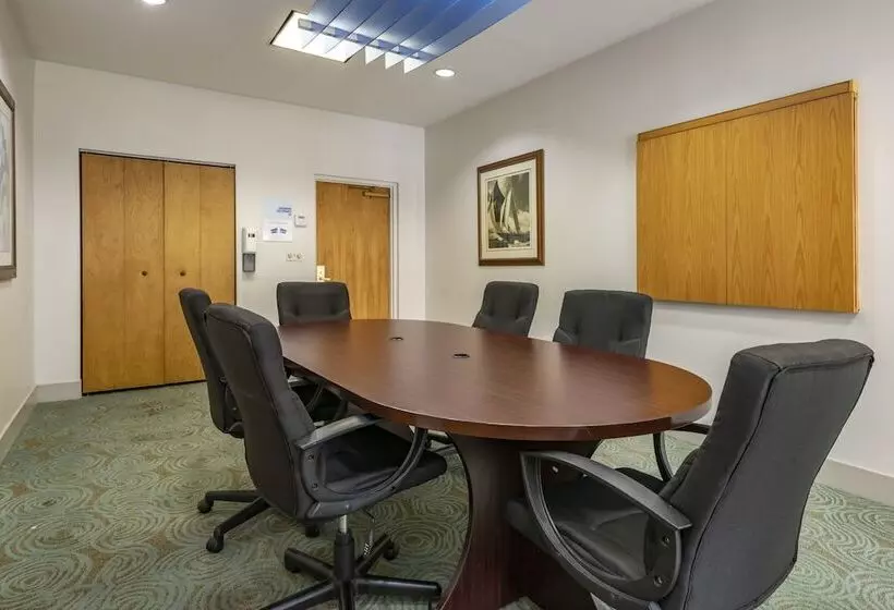 Holiday Inn Express Hotel & Suites The Villages, An Ihg