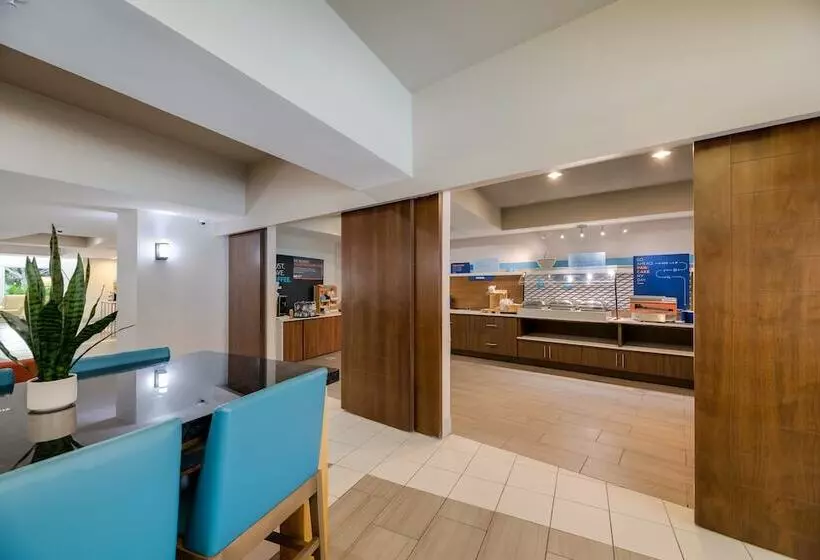 Holiday Inn Express Hotel & Suites The Villages, An Ihg