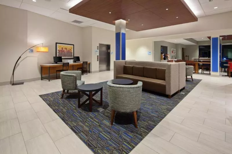 Holiday Inn Express Hotel & Suites Ventura Harbor, An Ihg