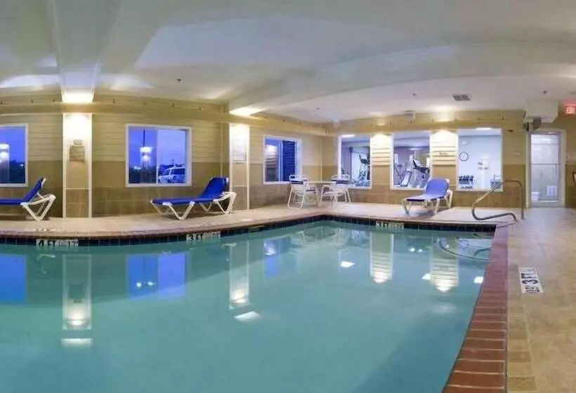 Holiday Inn Express Hotel & Suites Magee By Ihg