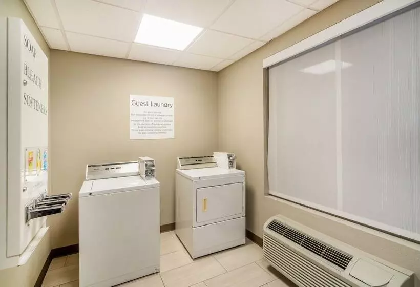 Holiday Inn Express Hotel & Suites Magee By Ihg