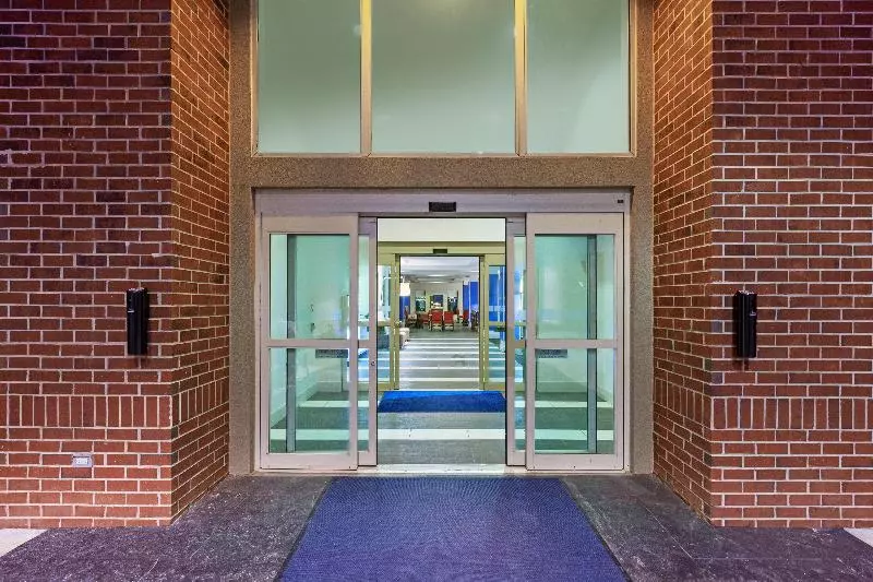 Holiday Inn Express Hotel And Suites Shreveport South Park Plaza, An Ihg