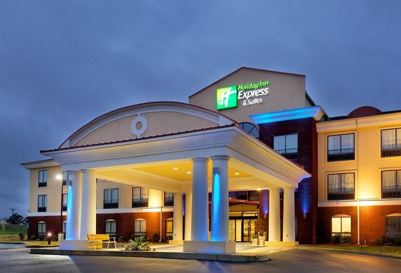 בית מלון כפרי Holiday Inn Express Andalusia, An Ihg