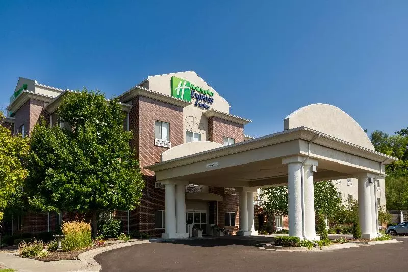 호텔 Holiday Inn Express Independence   Kansas City, An Ihg