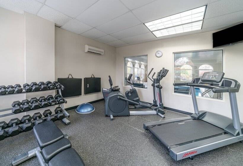 בית מלון כפרי Holiday Inn Express Prince Frederick, An Ihg