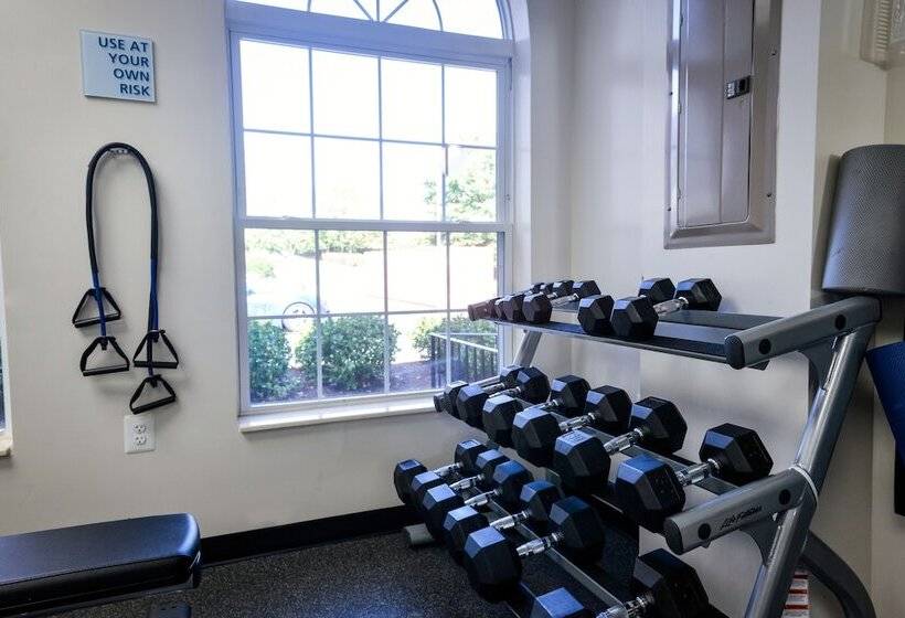 בית מלון כפרי Holiday Inn Express Prince Frederick, An Ihg