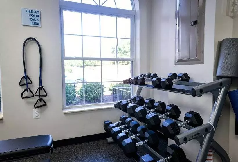 Отель Holiday Inn Express Prince Frederick, An Ihg