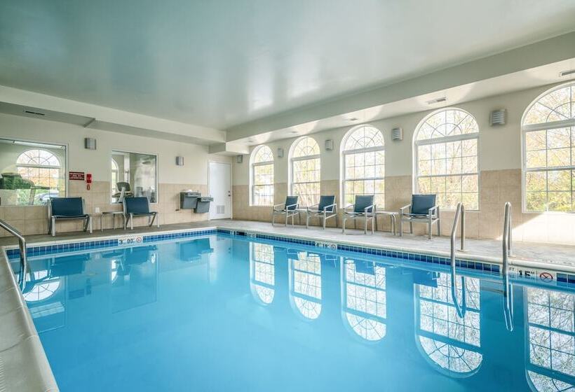 בית מלון כפרי Holiday Inn Express Prince Frederick, An Ihg