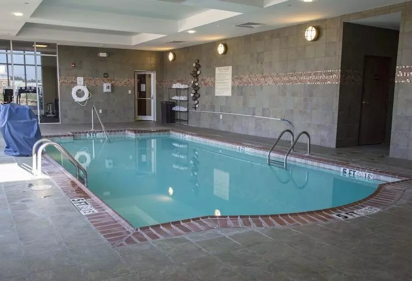 בית מלון כפרי Holiday Inn Pearl Jackson Area, An Ihg