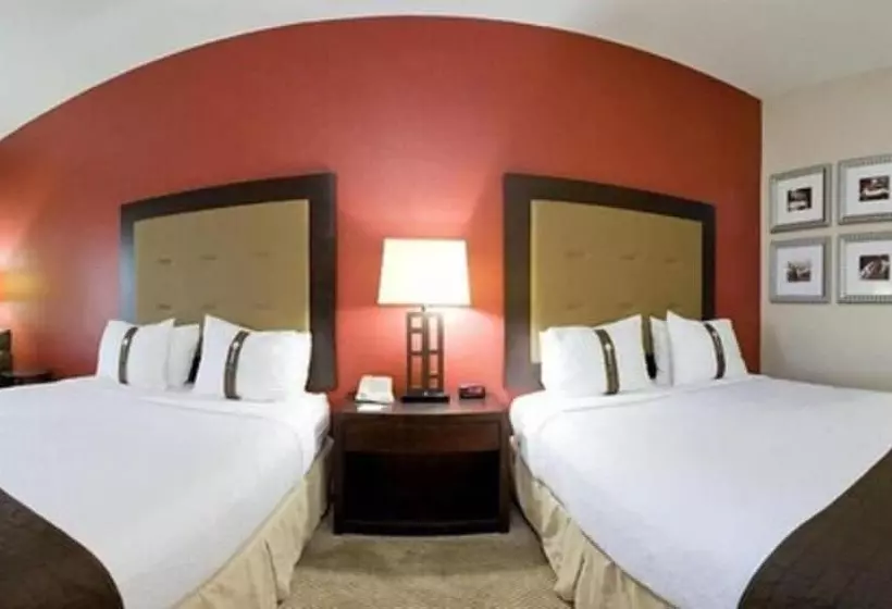 Holiday Inn Hotels Batesville, An Ihg