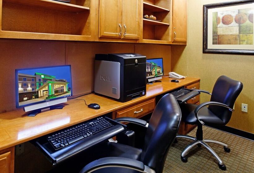 Holiday Inn Hotels Batesville, An Ihg