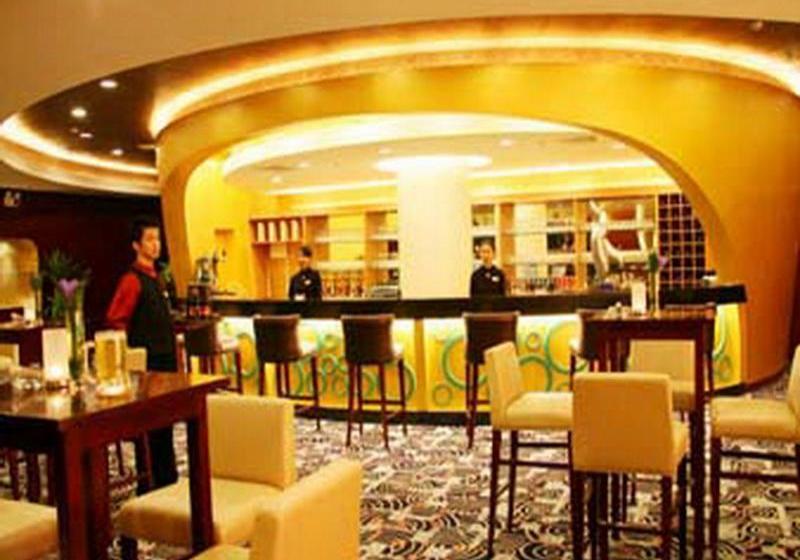 فندق Ramada Plaza Wuxi