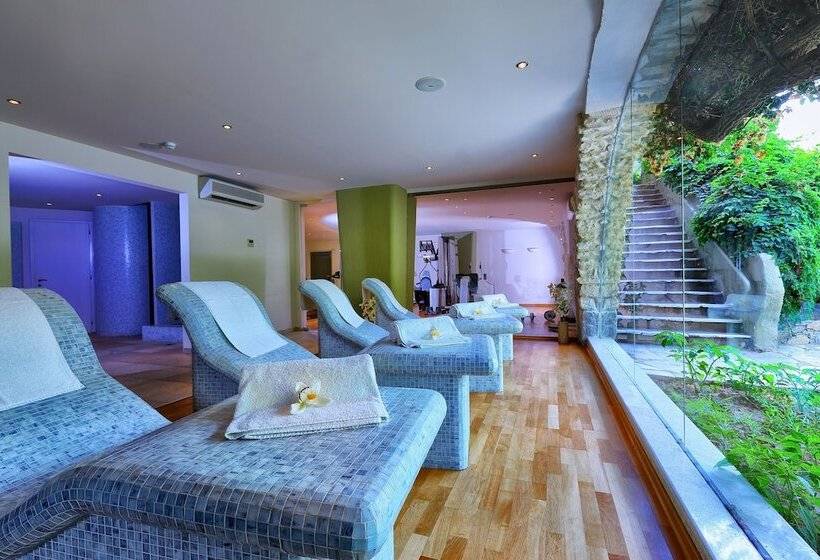 בית מלון כפרי Sitia Beach City Resort & Spa