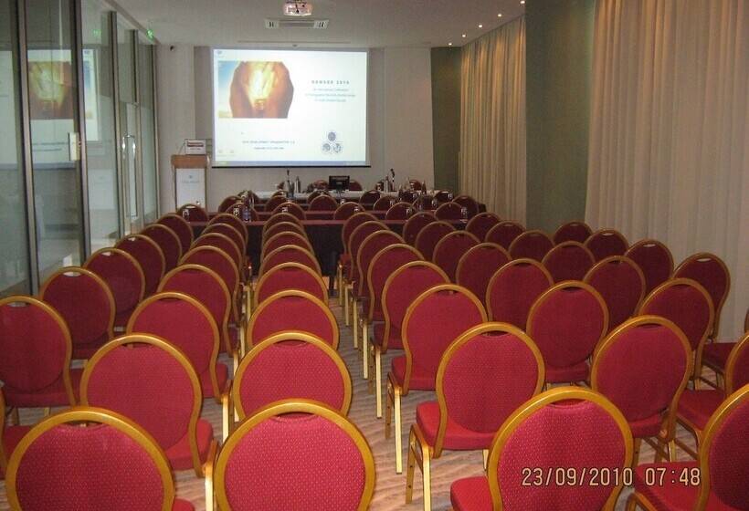 בית מלון כפרי Sitia Beach City Resort & Spa