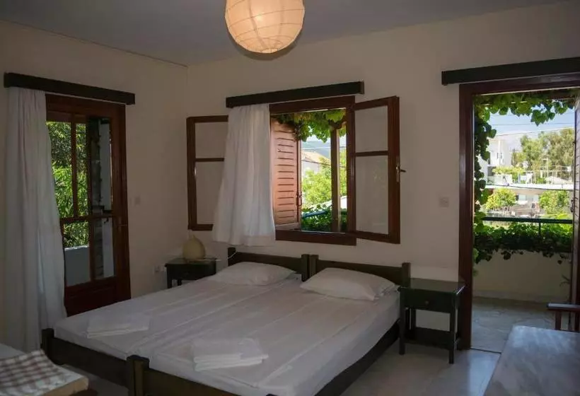 호텔 Staggia Studios