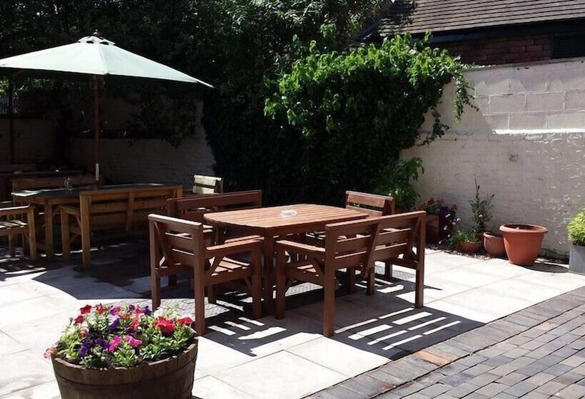 בית מלון כפרי The Waverley