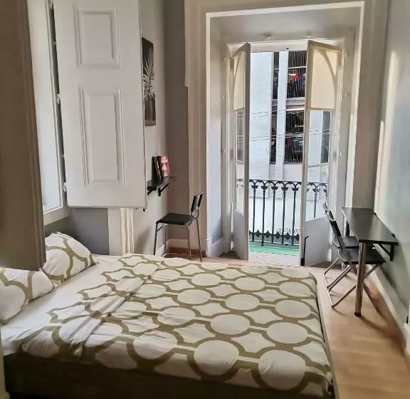 پانسیون Party Zone