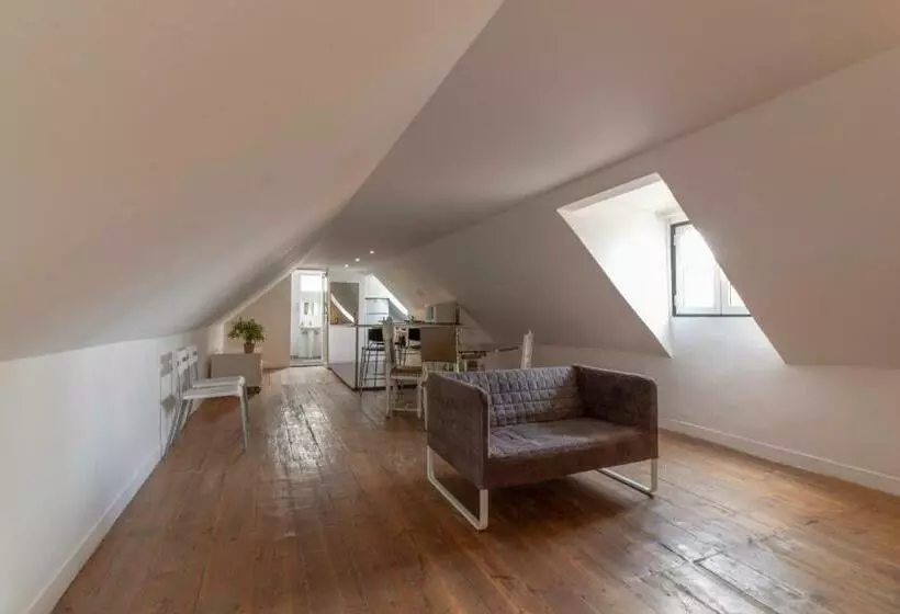 پانسیون Party Zone