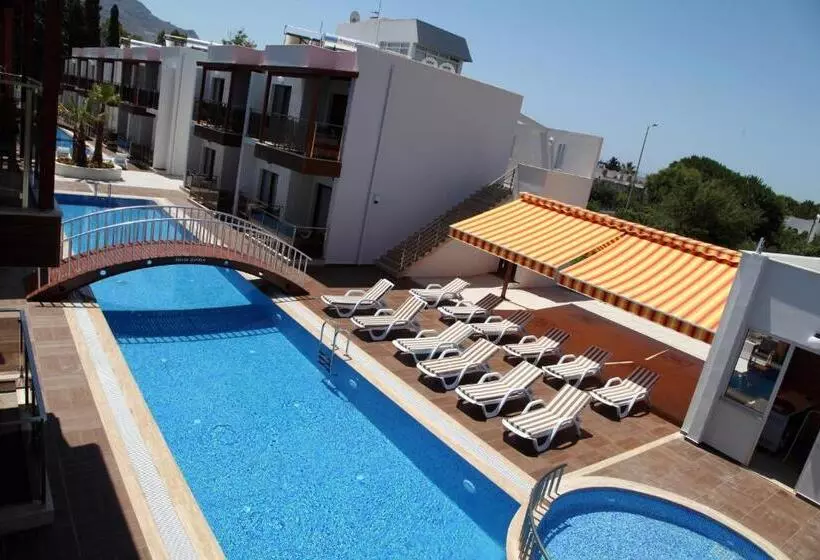 Siesta Garden Apart