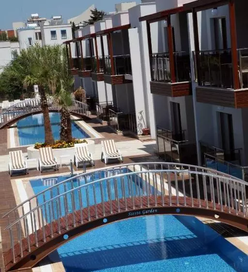 Siesta Garden Apart