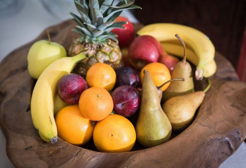 민박 Serviced Apartments Wallis