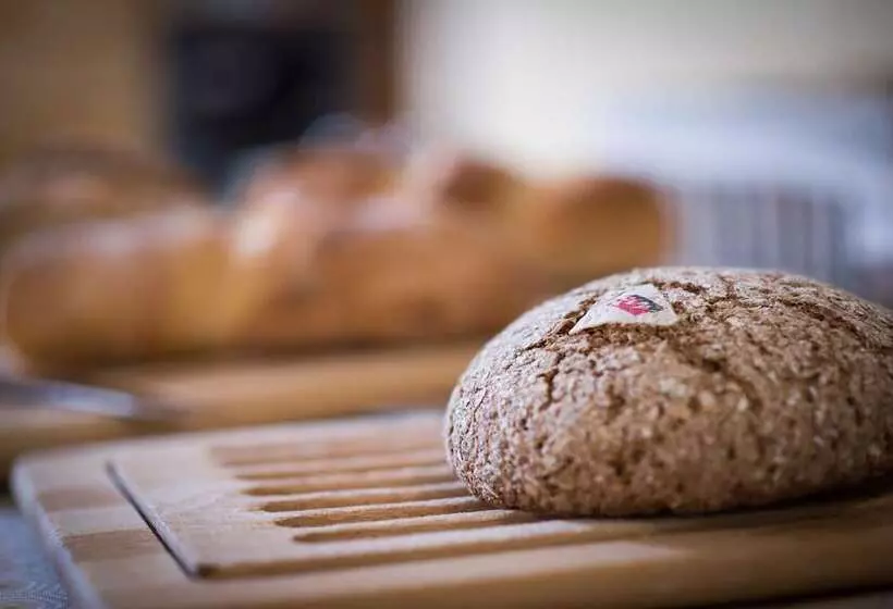 Aamiaismajoitus (B&B) Serviced Apartments Wallis