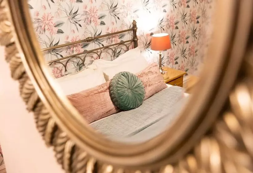 住宿加早餐  All Seasons Boutique Hotels