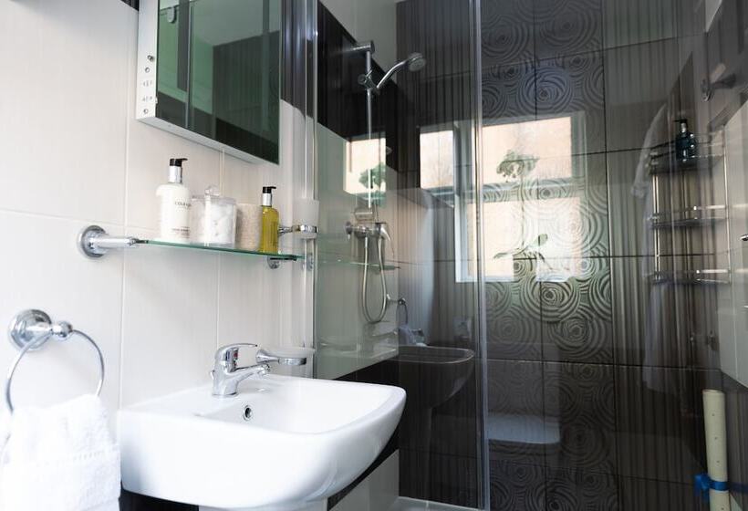 민박 All Seasons Boutique Hotels