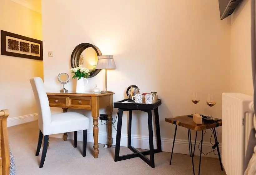 住宿加早餐  All Seasons Boutique Hotels