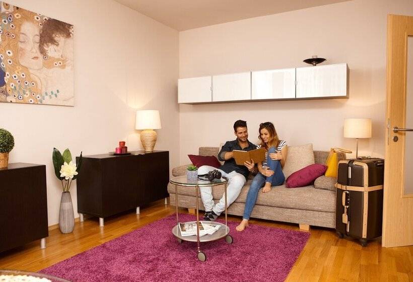 Central Passage Apartments By Vagabond