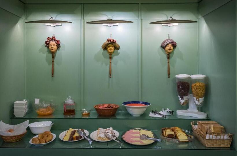 City Hotel Apollonion