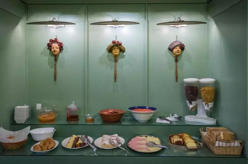 City Hotel Apollonion