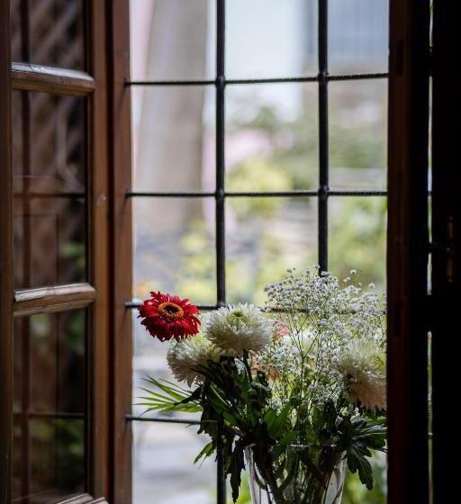 호텔 Archontiko Naoumidi