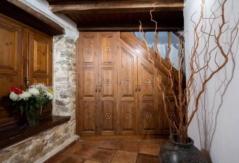 ホテル Archontiko Naoumidi