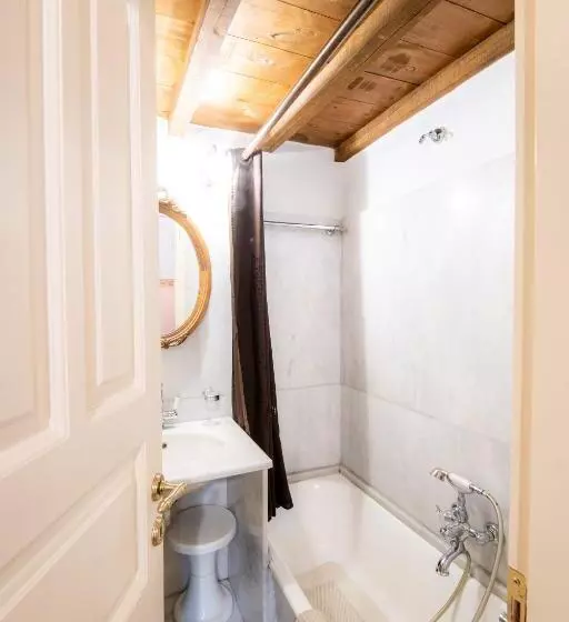 ホテル Archontiko Naoumidi