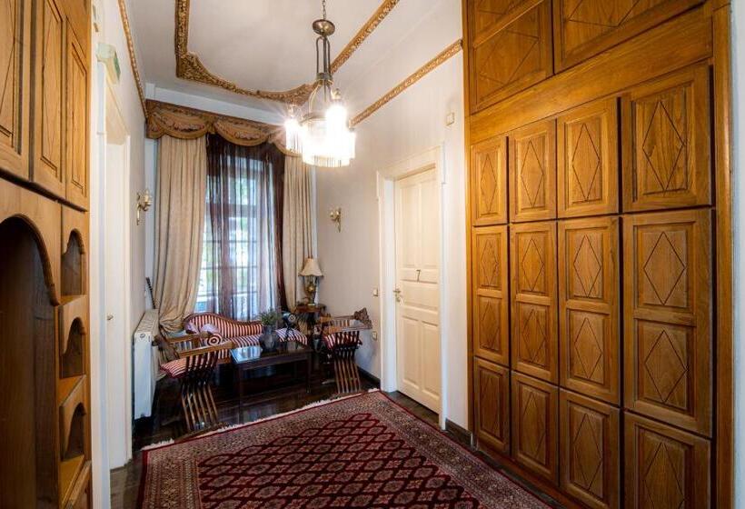 호텔 Archontiko Naoumidi