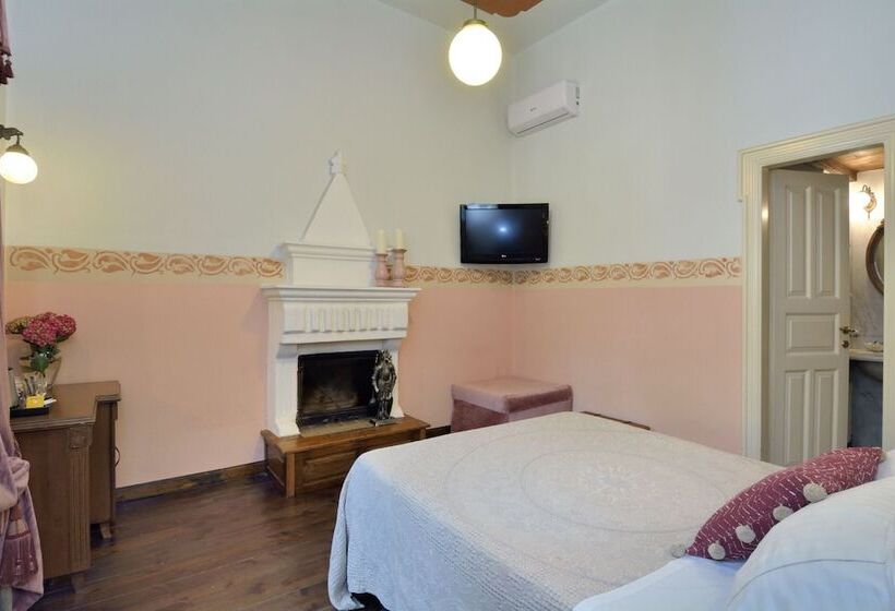 호텔 Archontiko Naoumidi