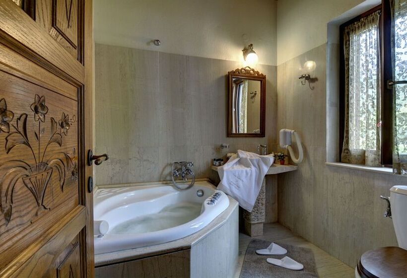 호텔 Archontiko Naoumidi