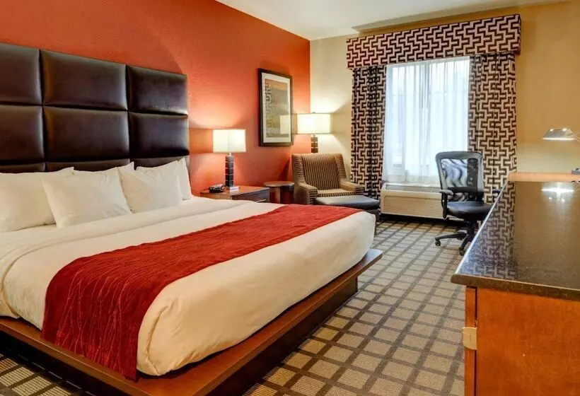 호텔 Comfort Inn & Suites Fort Smith I540