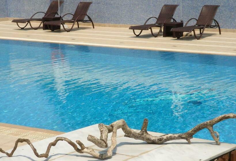 ホテル Dolphin Resort & Conference