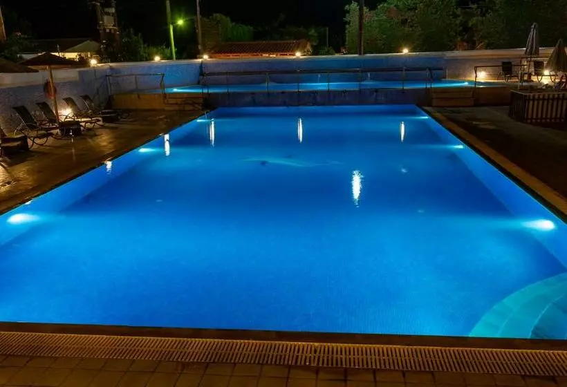 호텔 Dolphin Resort & Conference