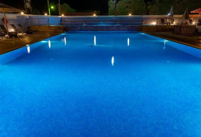 호텔 Dolphin Resort & Conference