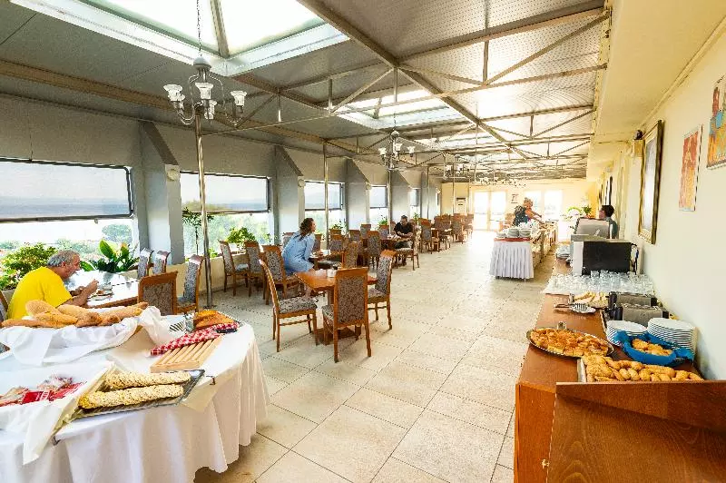 호텔 Dolphin Resort & Conference