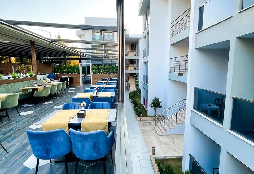 בית מלון כפרי Dynasty